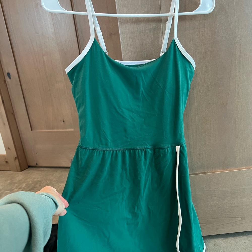 All in Motion Teal Sleeveless Top with White Accent